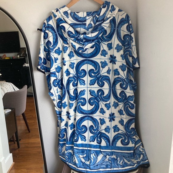 NWT Tuckernuck Majolica Terrycloth Cover Up M/L - Picture 13 of 13